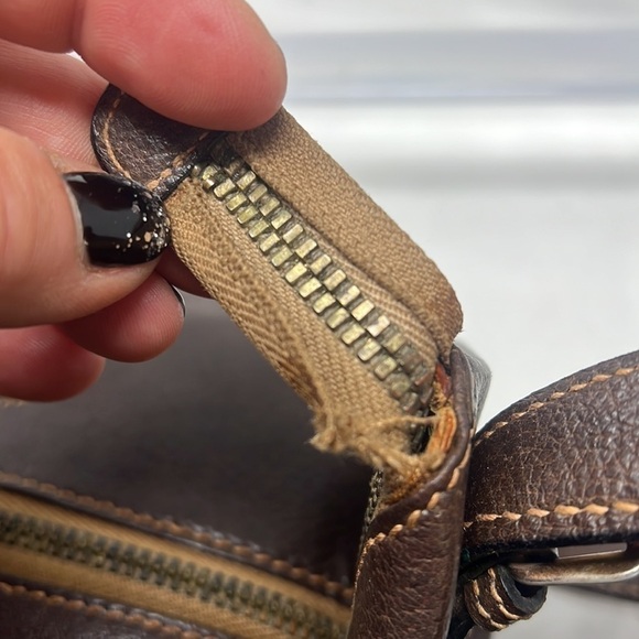 Gucci 1950’s Vintage Leather and Webbing Beauty Bag Dopp Case - Picture 16 of 16